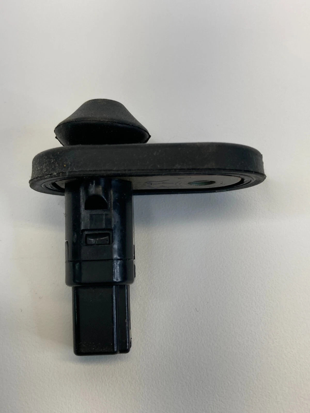 2004 2005 2006 LEXUS RX330 FRONT RIGHT DOOR AJAR JAMB LIGHT SWITCH SENSOR OEM
