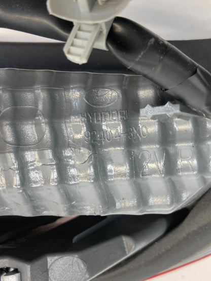 2011-2013 HYUNDAI ELANTRA RIGHT SIDE INNER TRUNK TAILLIGHT 92404-3X0 OEM
