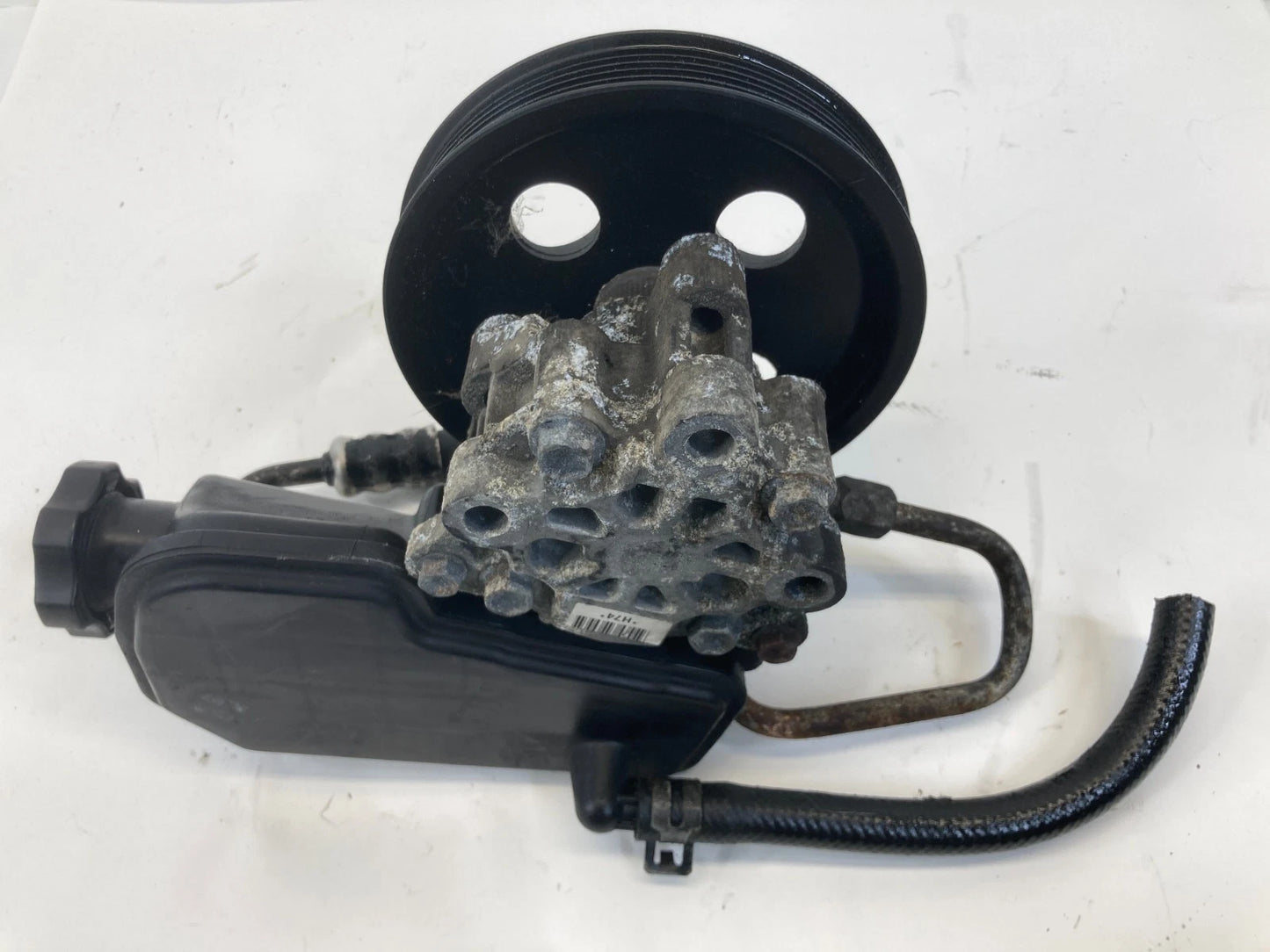 2006-2010 JEEP COMMANDER 4.7L POWER STEERING PUMP W/ PULLEY & RESERVOIR OEM