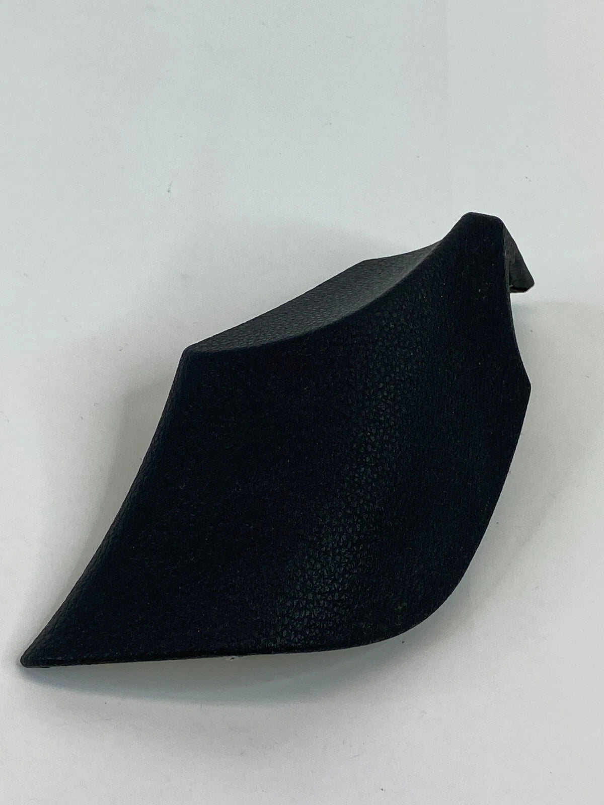 2013-2015 CHEVY MALIBU DASH RIGHT STEERING COLUMN COVER TRIM PAD PANEL 1307248X