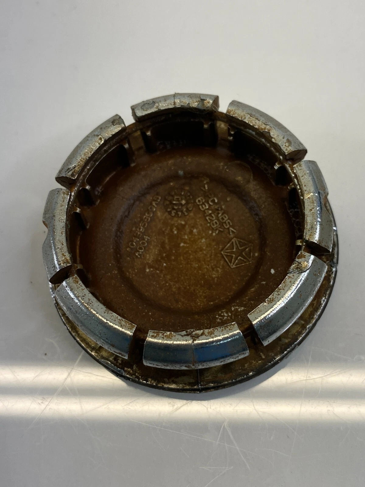 ORIGINAL CHYSLER RIM WHEEL CENTER CAP CENTER WHEEL RIN COVER OEM