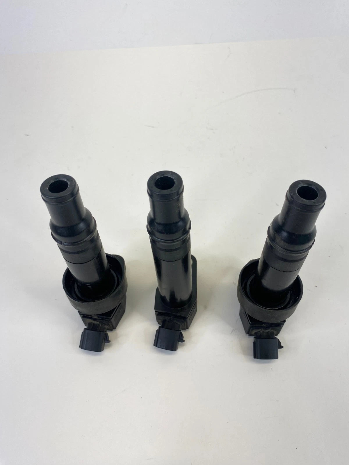 12-19 Kia Soul 12-19 Kia Rio 1.6L L4 Engine Ignition Coil Set of 3 27301-2B100