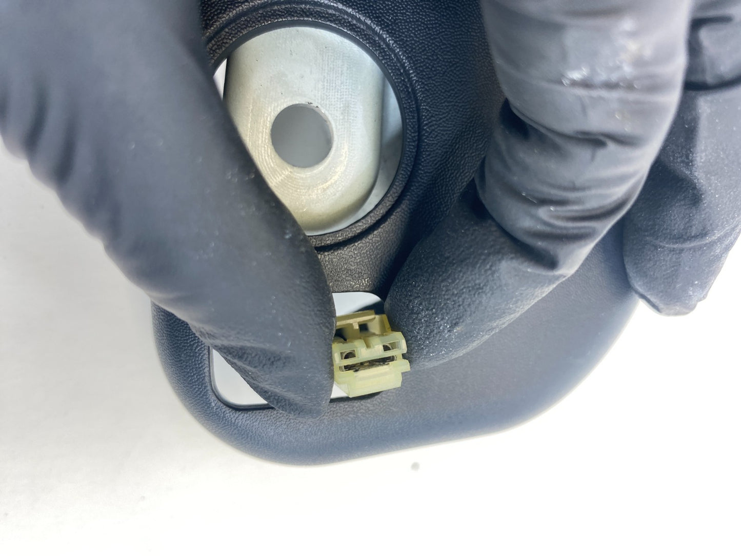 2005-2010 Kia Sportage Rear Wiper Motor & Linkage Assembly 98700-1F002