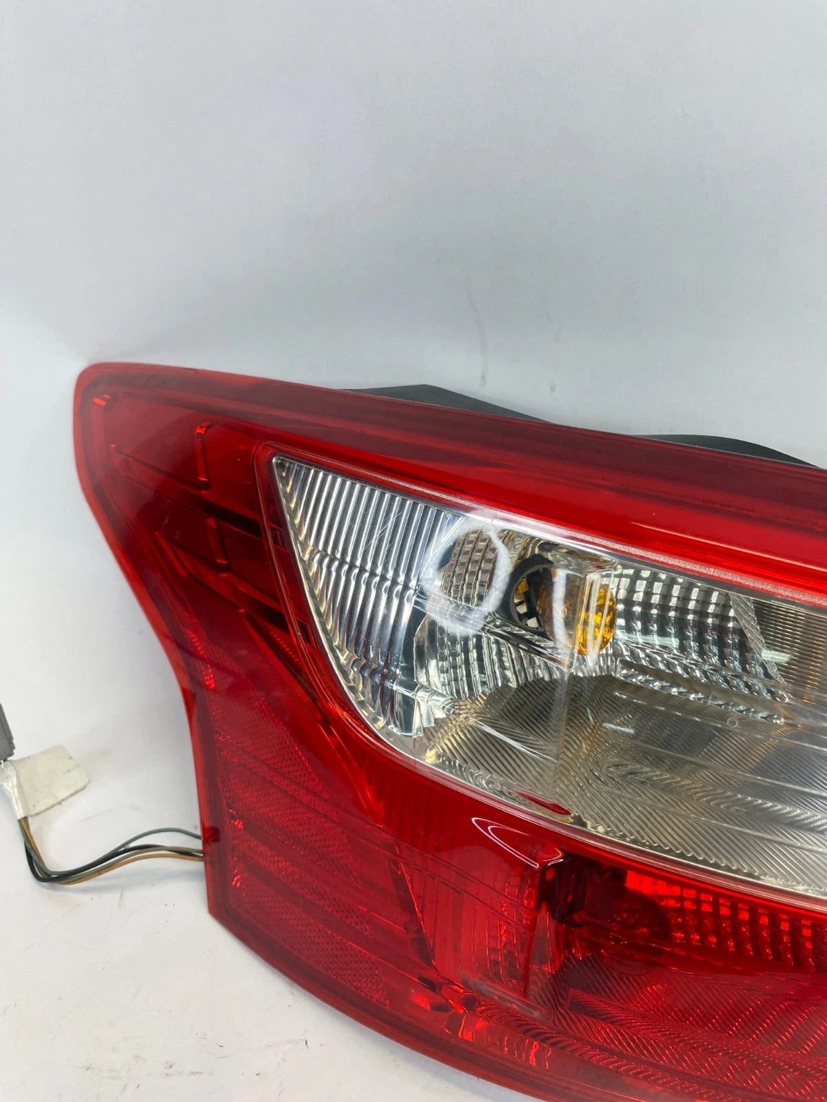 2012 2013 2014 FORD FOCUS SEDAN LEFT DRIVER OUTER TAIL LIGHT TAILLAMP OEM