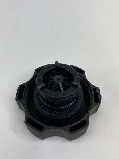 2011-2017 BUICK REGAL 2.4L L4 RADIATOR SURGE RESERVOIR TANK CAP LID 13502353 OEM