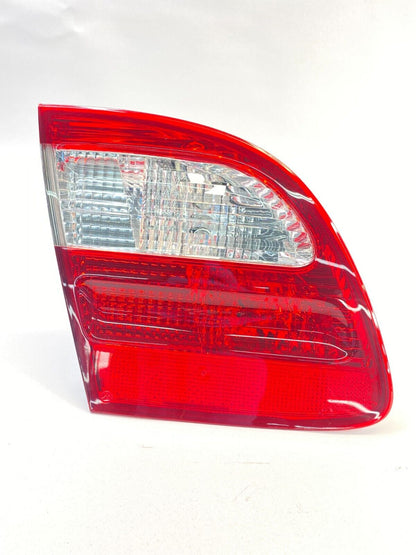 2004-2006 Mercedes-Benz E500 Left Side Inner Tail Light Taillight A2118201364