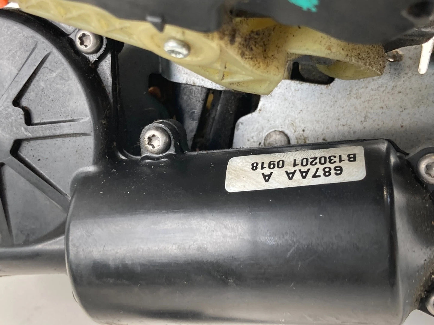 08-16 CHRYSLER TOWN & COUNTRY REAR LEFT SLIDING DOOR LATCH LOCK ACTUATOR W/MOTOR