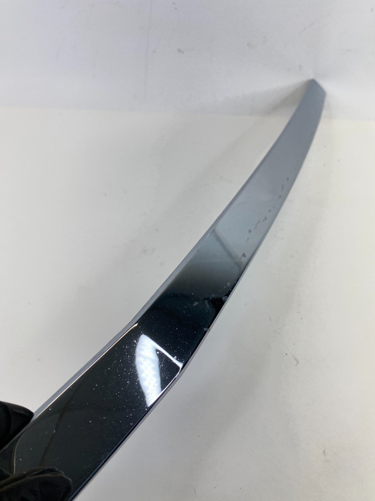 2004-2009 Cadillac SRX Front Hood Panel Upper Trim Molding Chrome 25844085 OEM