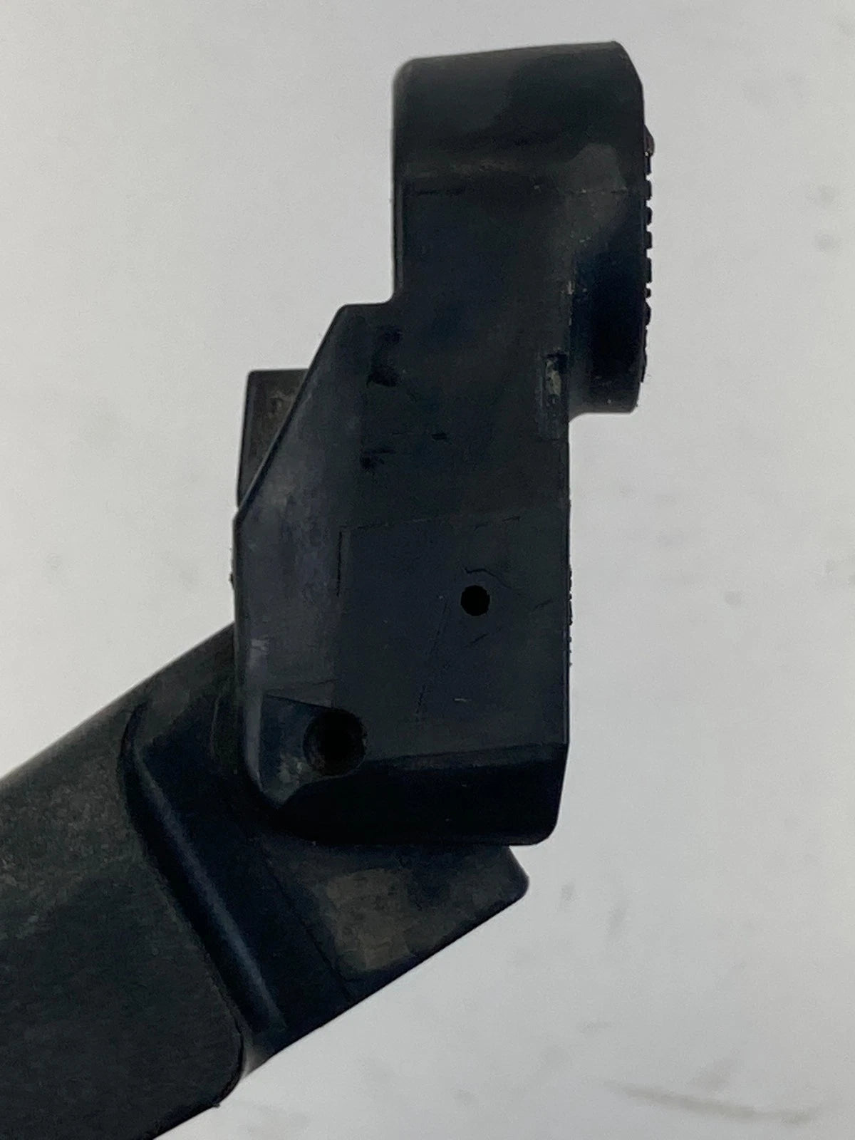 14 15 16 17 18 19 KIA SOUL WAGON REAR WIPER ARM ASSEMBLY OEM