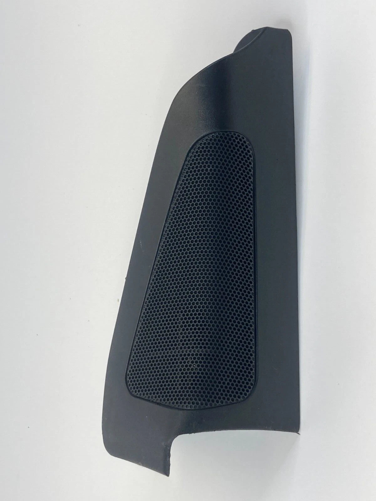 04-09 TOYOTA PRIUS FRONT RIGHT PASSENGER TWEETER SPEAKER CORNER COVER 6749147020