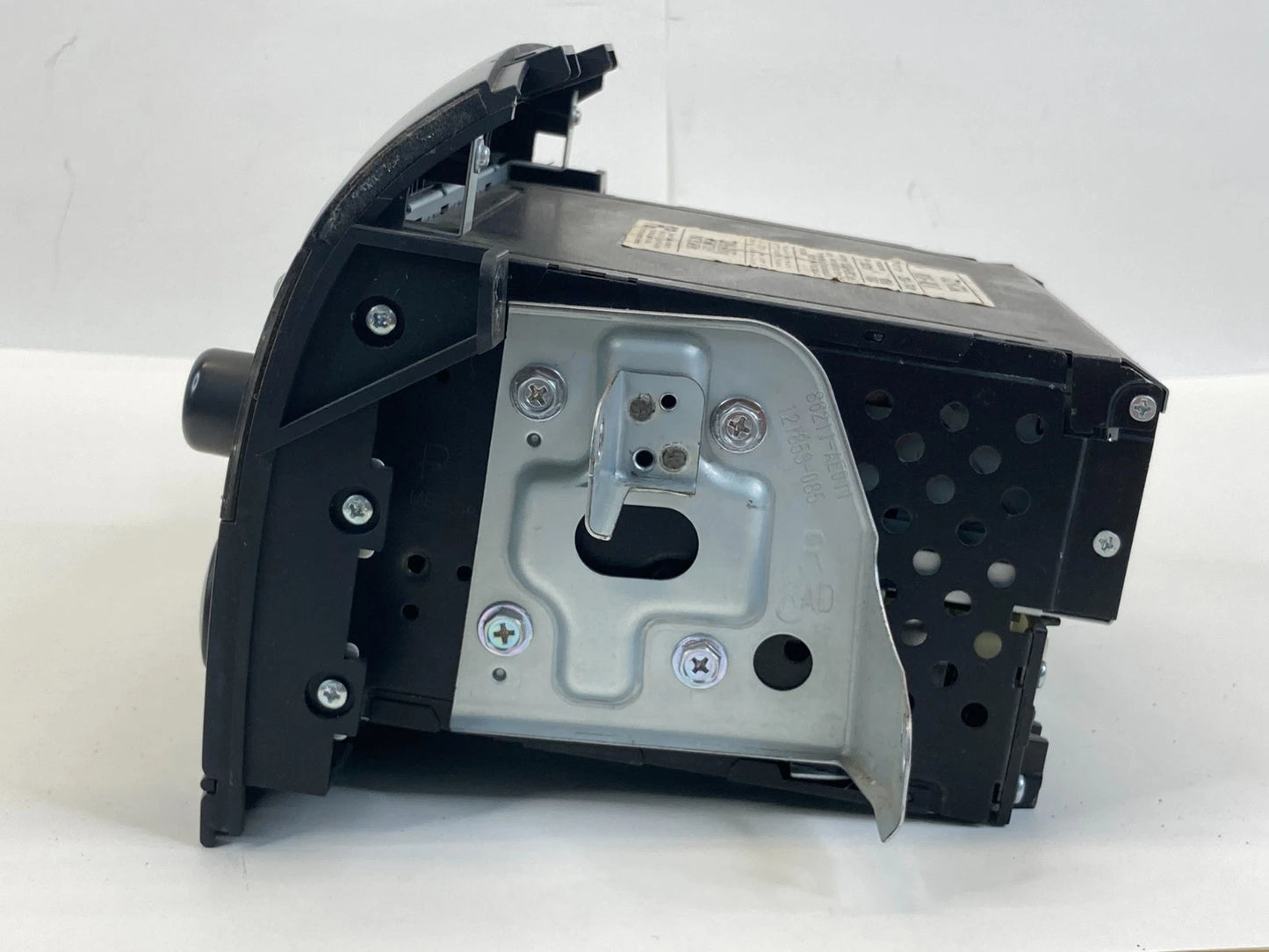 2006-2010 TOYOTA SIENNA RADIO RECEIVER AM/FM 6 DISC CHARGER CD PLAYER 8612008210