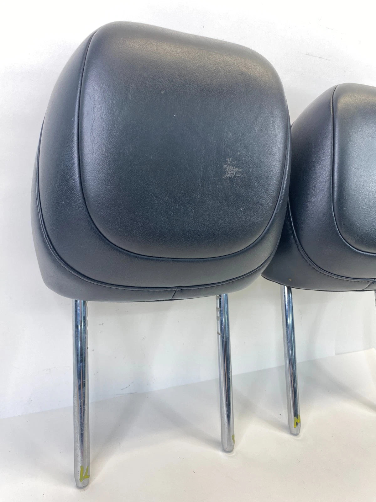 2013-2016 DODGE DART FRONT SEAT HEADREST HEAD REST SET 2 RH LH LEATHER BLACK