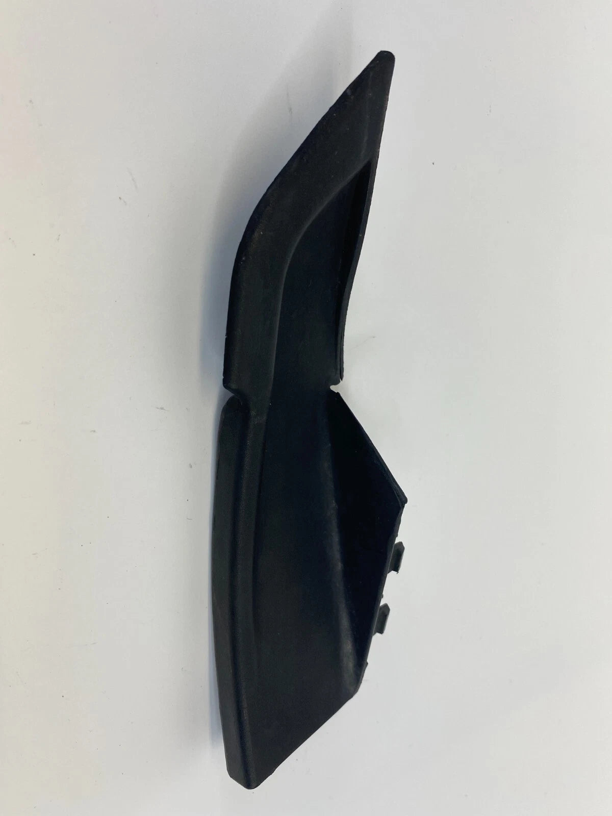 11-16 HYUNDAI ELANTRA SEDAN RIGHT SIDE WINDSHIELD COWL COVER TOP TRIM 86154-3Y00