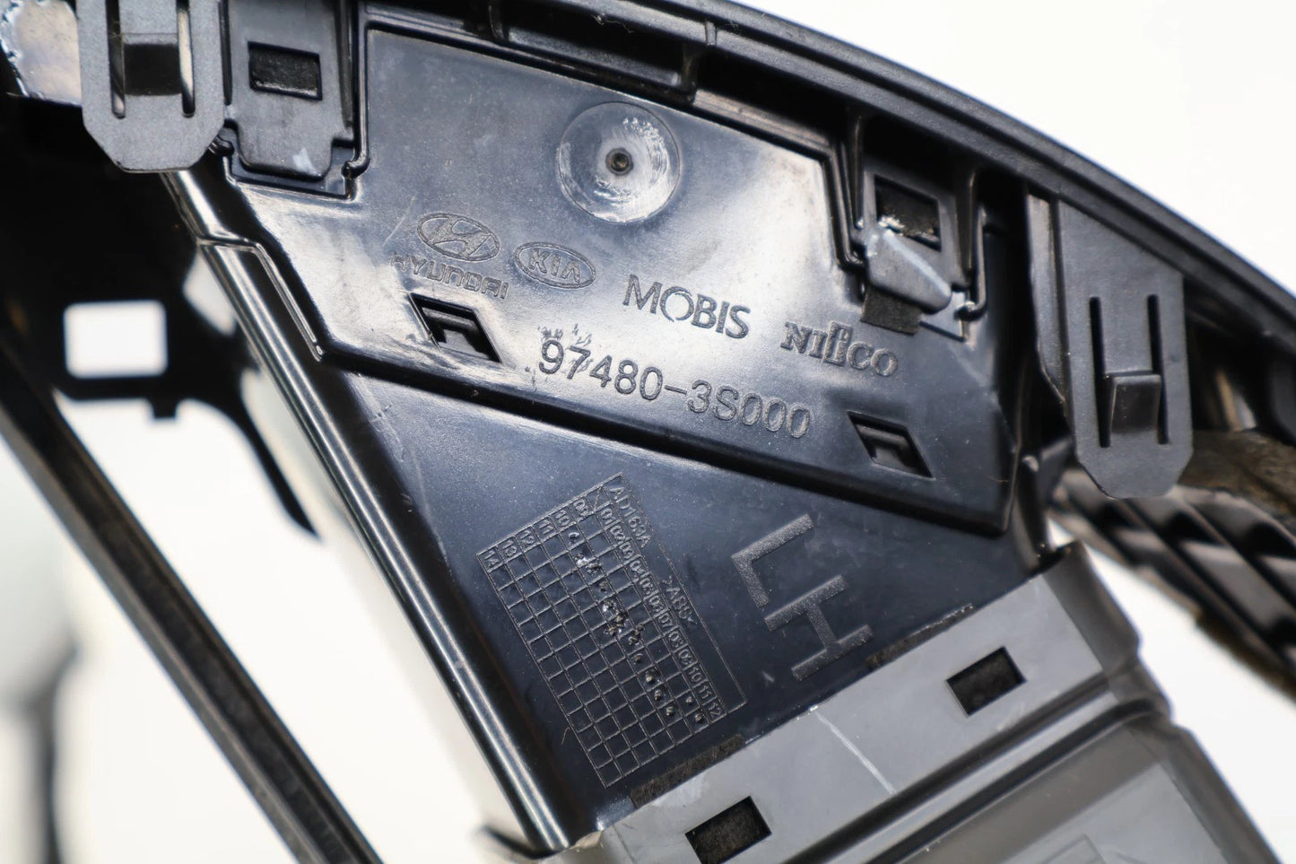 2011-2014 HYUNDAI SONATA DASH LEFT SIDE A/C OUTER AIR VENT GRILLE 97480-3S000