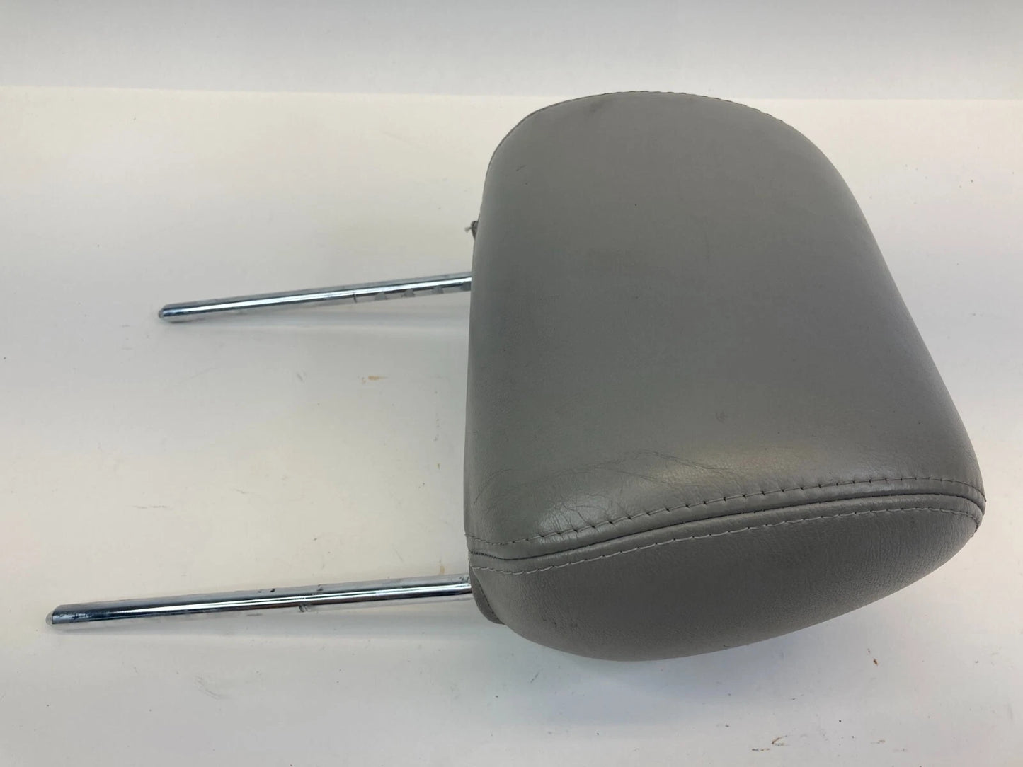 04-09 CADILLAC SRX 03-07 CTS FRONT RIGHT PASSENGER SEAT HEADREST HEAD REST RH