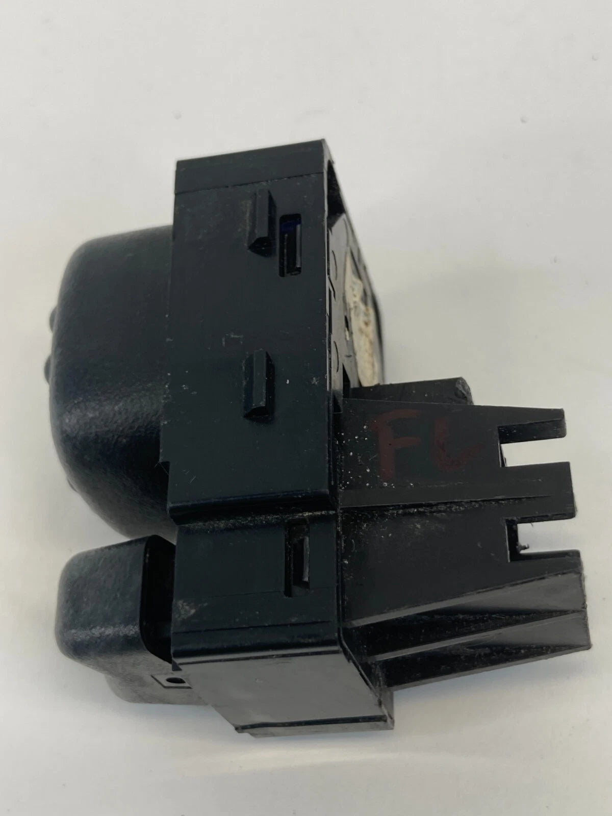 2000-2003 GMC YUKON FRONT LEFT DRIVER DOOR POWER MIRROR SWITCH OEM