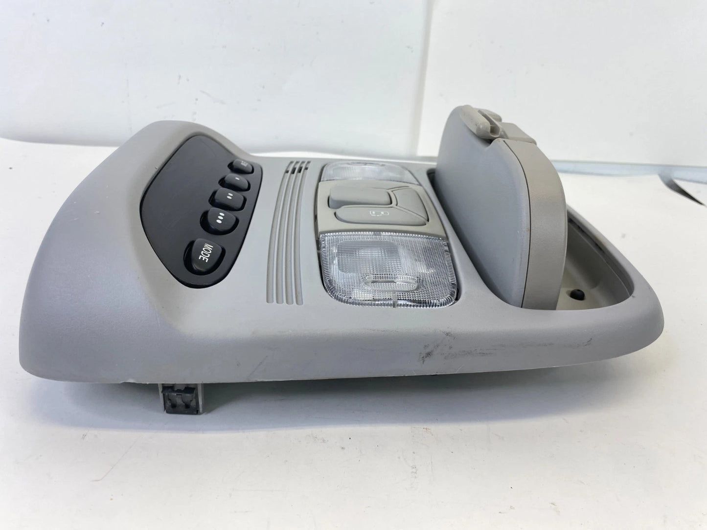 04-10 TOYOTA SIENNA OVERHEAD CONSOLE DOME LIGHT POWER SLIDING DOORS SWITCH OEM
