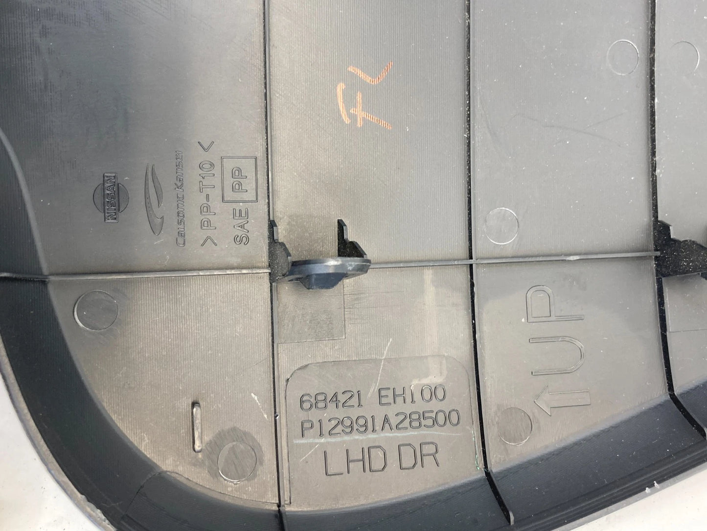 06-10 INFINITI M35 M45 LEFT DRIVER SIDE DASH END CAP COVER TRIM 68421-EH100 OEM