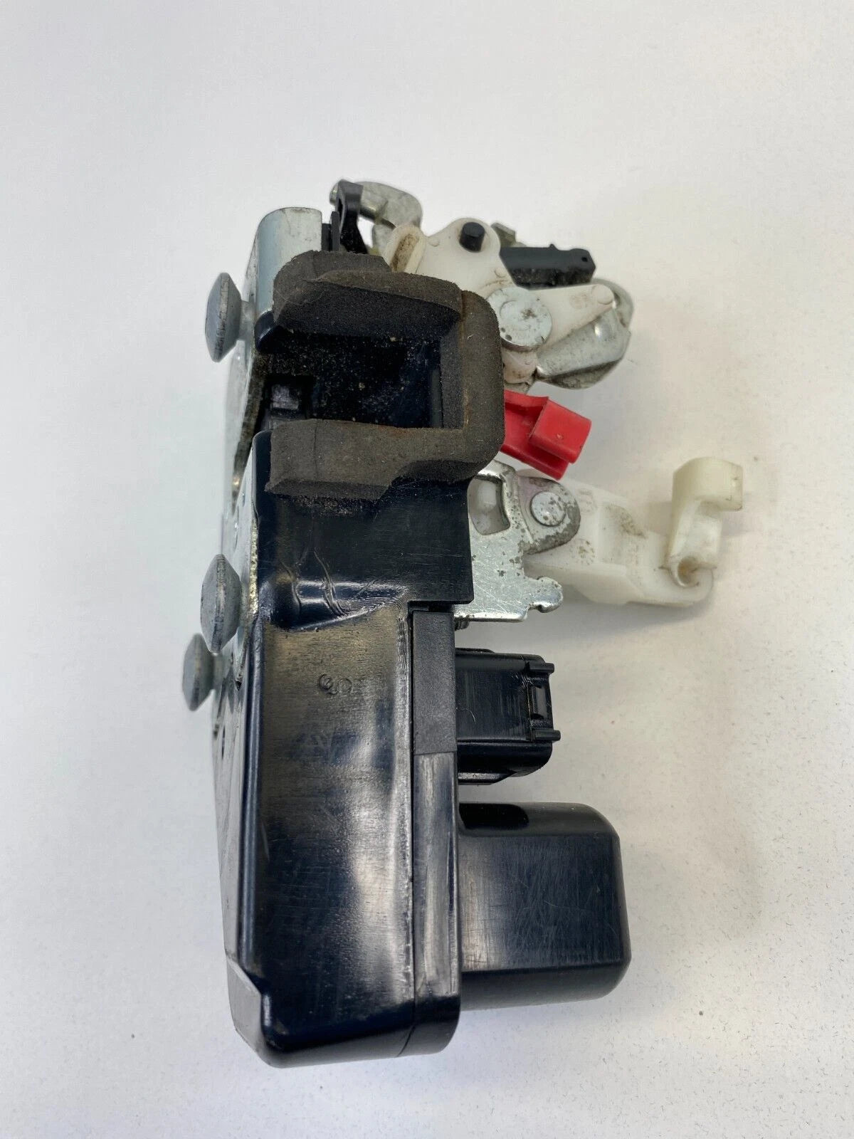 06-10 DODGE CHARGER 05-10 CHRYSLER 300 REAR RIGHT SIDE DOOR LOCK LATCH ACTUATOR
