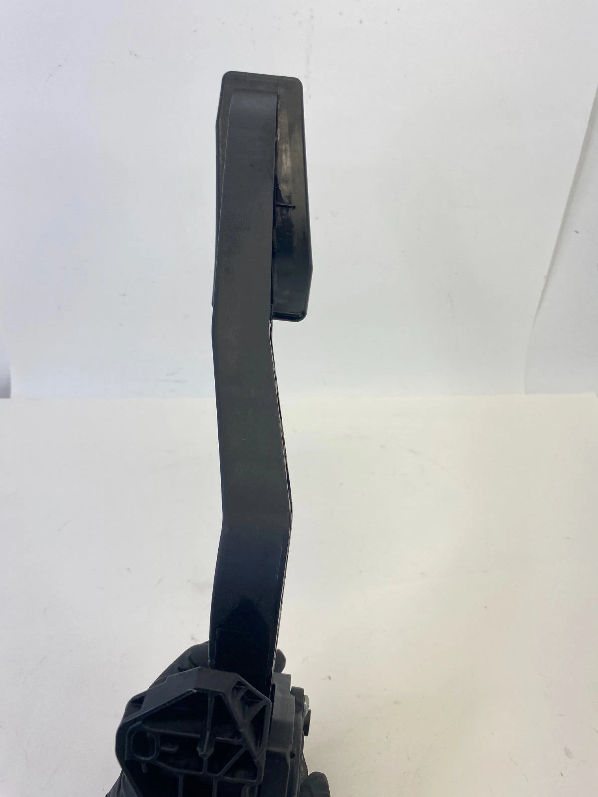 10-16 CADILLAC SRX ACCELERATOR GAS PEDAL ASSEMBLY UNIT OEM FACTORY 20832744 OEM