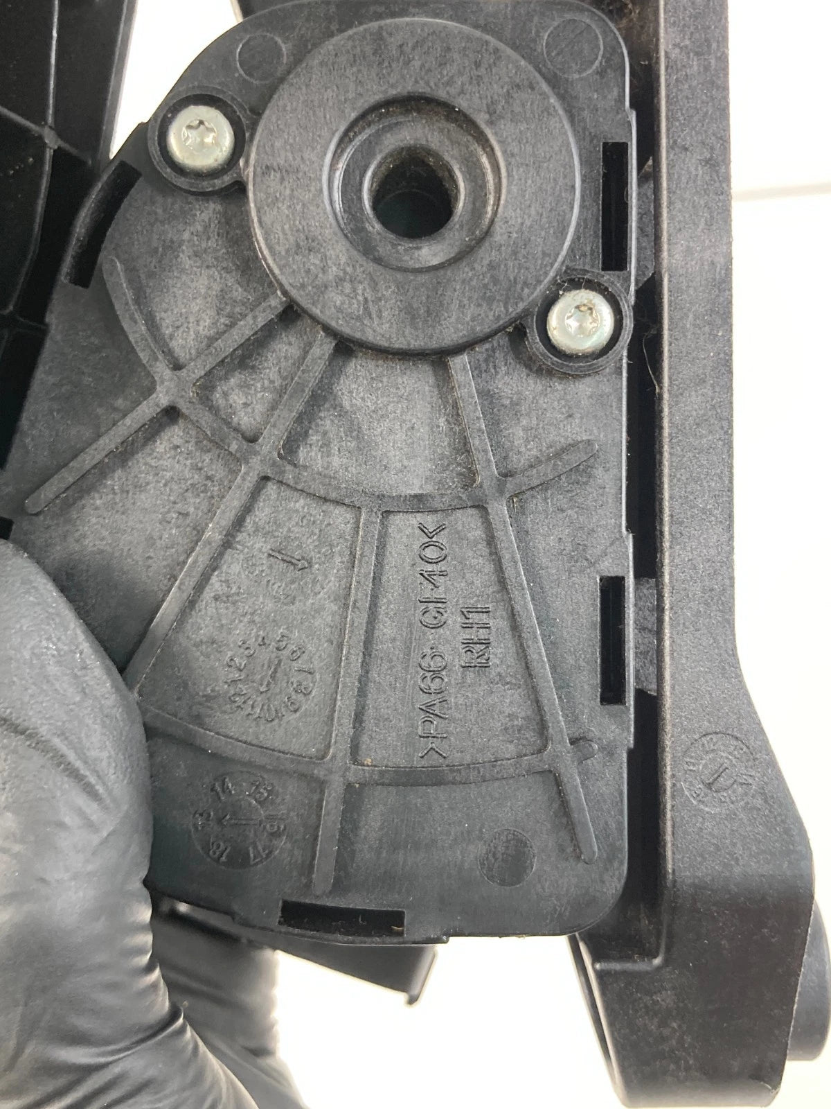 2013-2018 HYUNDAI SANTA FE 3.3L ACCELERATOR GAS PEDAL ASSEMBLY 35190-4X700 OEM