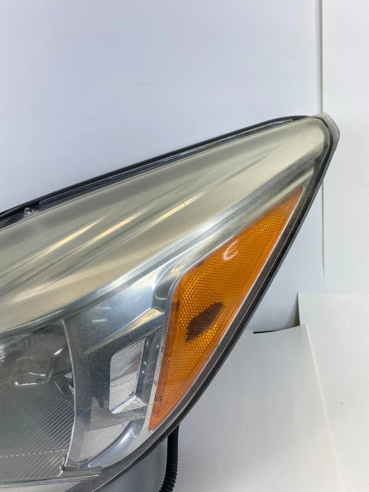 2013-2016 Ford Escape Left Driver Halogen Headlight Head Lamp CJ54-13W030-A OEM