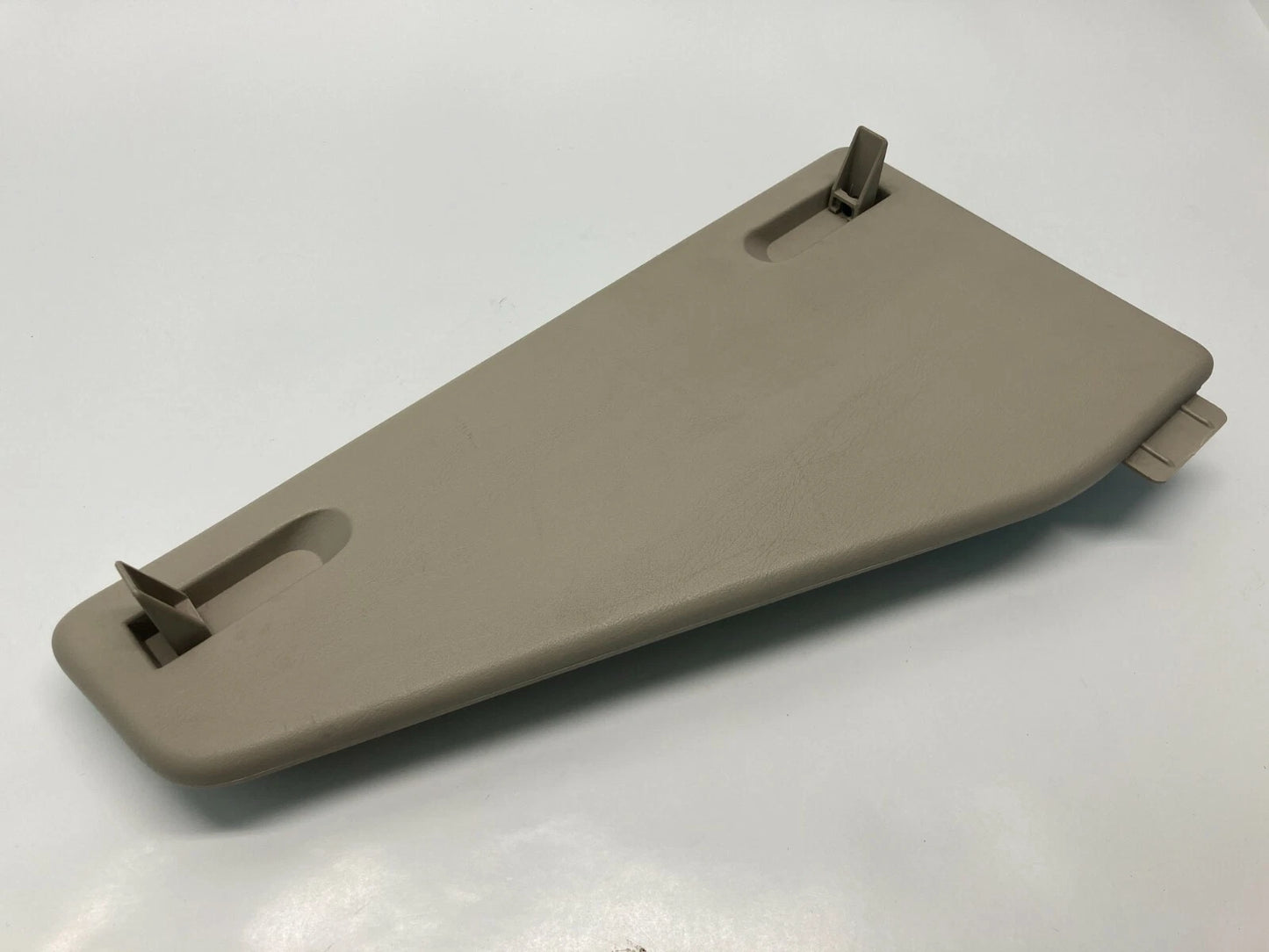 02-07 BUICK RENDEZVOUS REAR RIGHT STORAGE SPARE TIRE JACK COVER BEZEL TL824620
