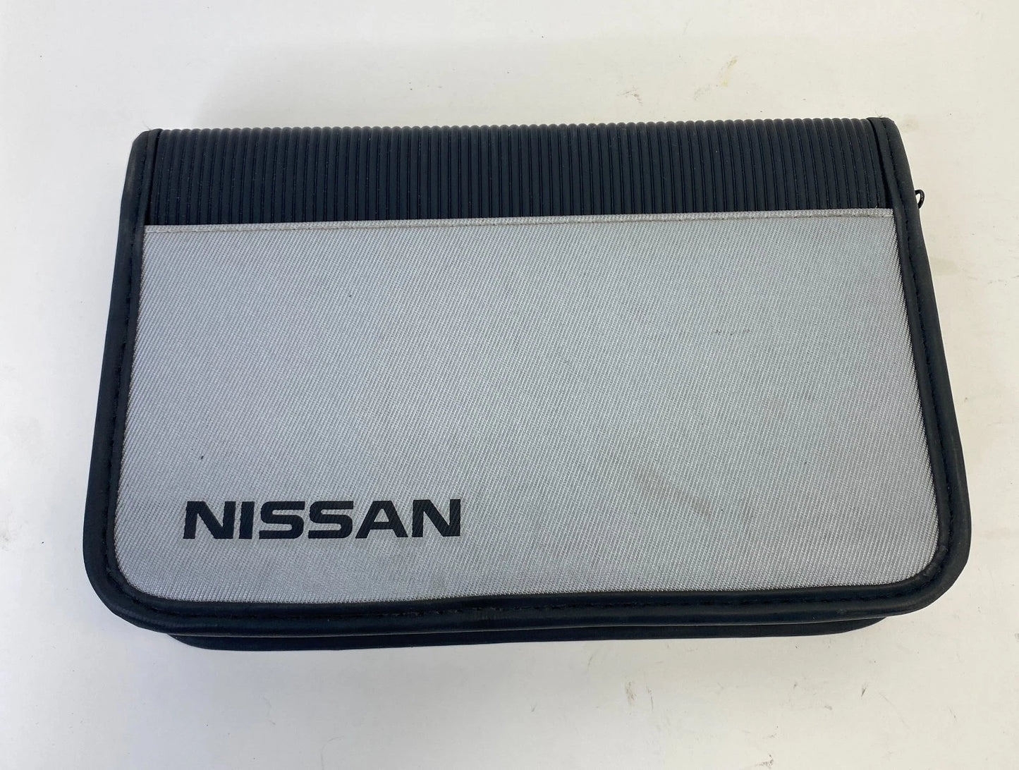 2005 NISSAN OWNERS MANUAL SET WITH CASE NAVIGATION SERVICE WARRANTY GUIDES OEM