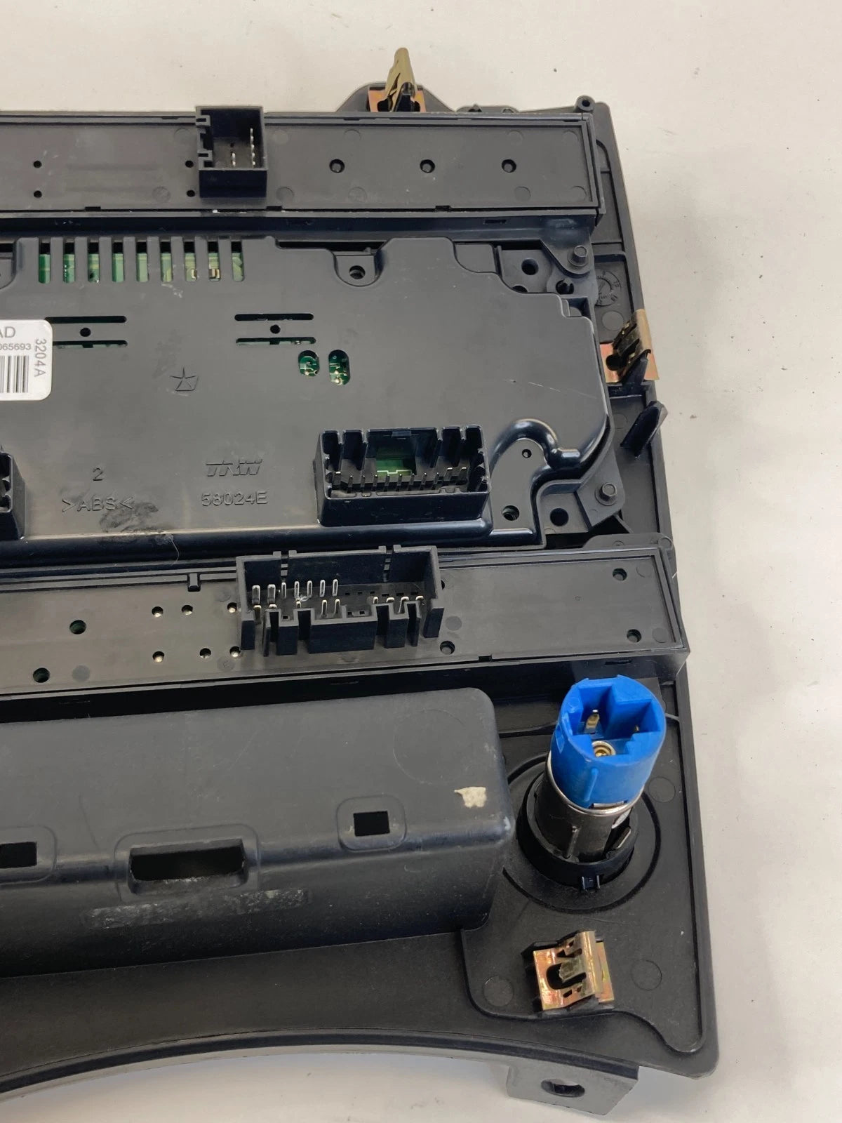 2005-2007 JEEP GRAND CHEROKEE A/C HEATER CLIMATE CONTROL PANEL BEZEL 56050093AC