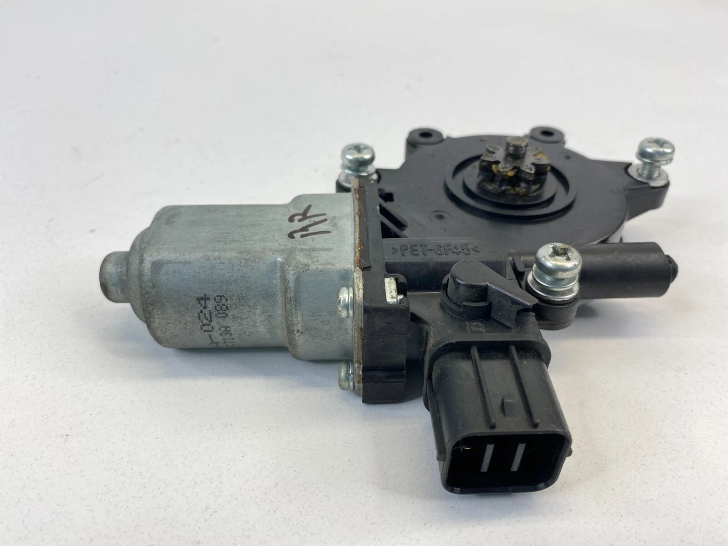 2007-2012 MITSUBISHI OUTLANDER REAR RIGHT SIDE DOOR POWER WINDOW MOTOR 5713A089