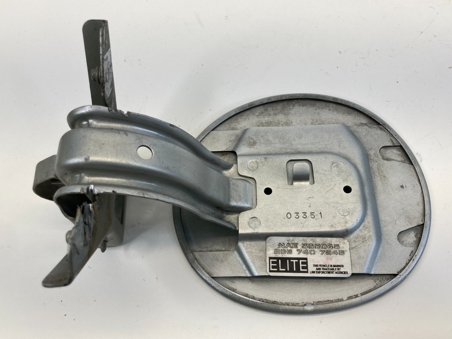 2005 06 07 08 09 10 2011 Cadillac STS Fuel Filler Door Gas Lid Cover Lid OEM