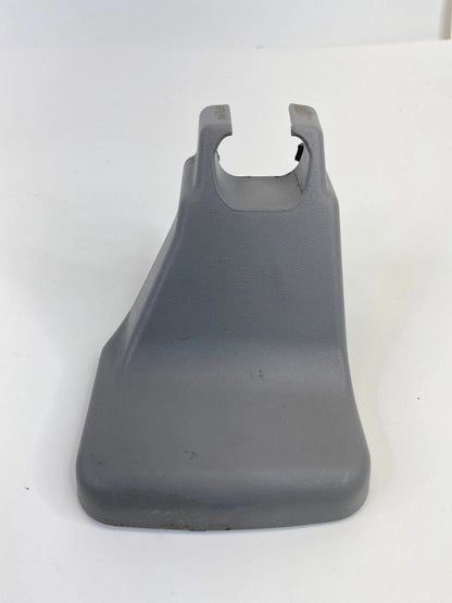 2005-2010 TOYOTA SIENNA FRONT LEFT SEAT TRACK END COVER 72138-AE030 OEM