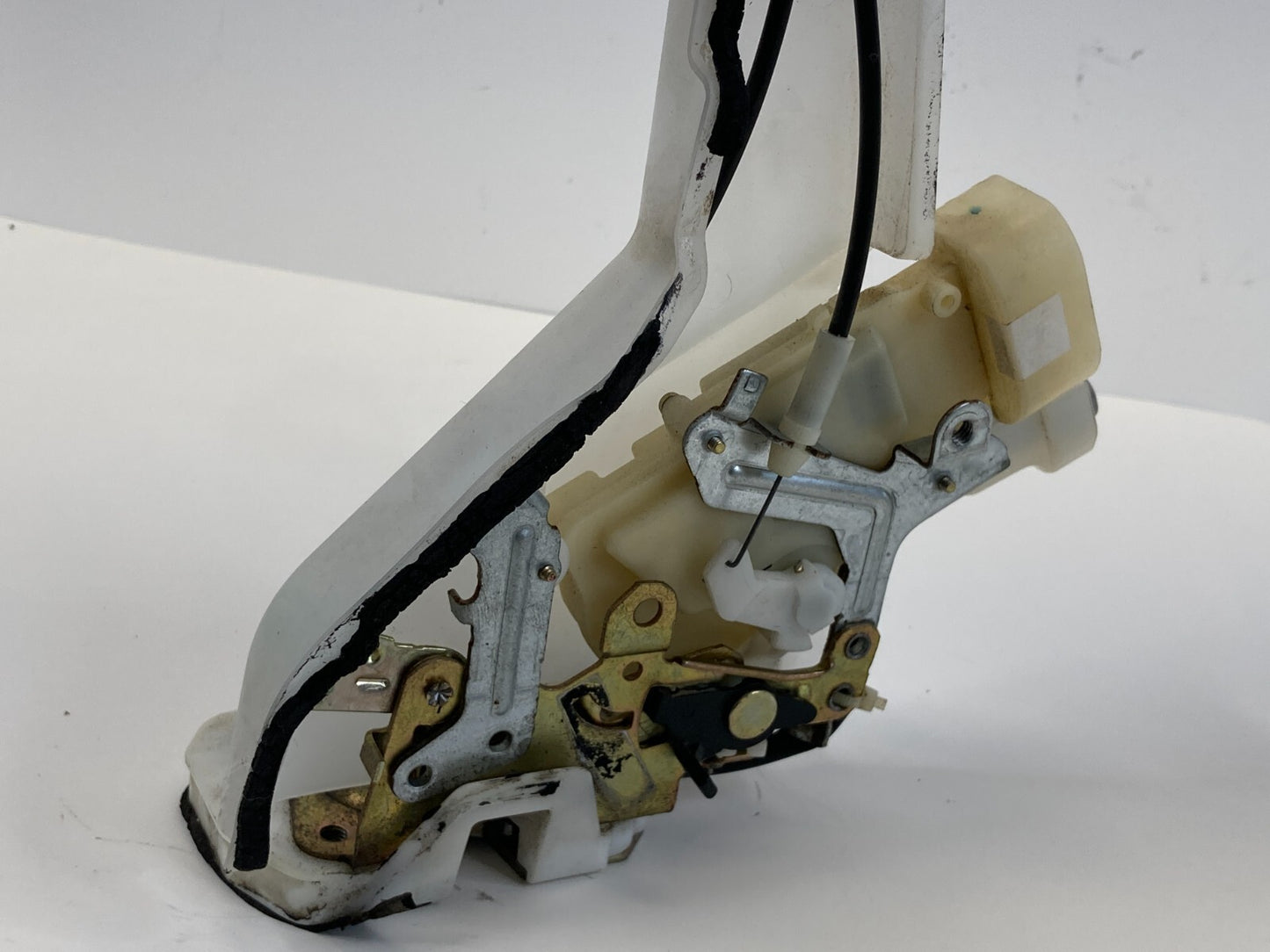 1999-2003 Lexus RX300 Rear Left Back Side Door Lock Latch Release Actuator RR LH