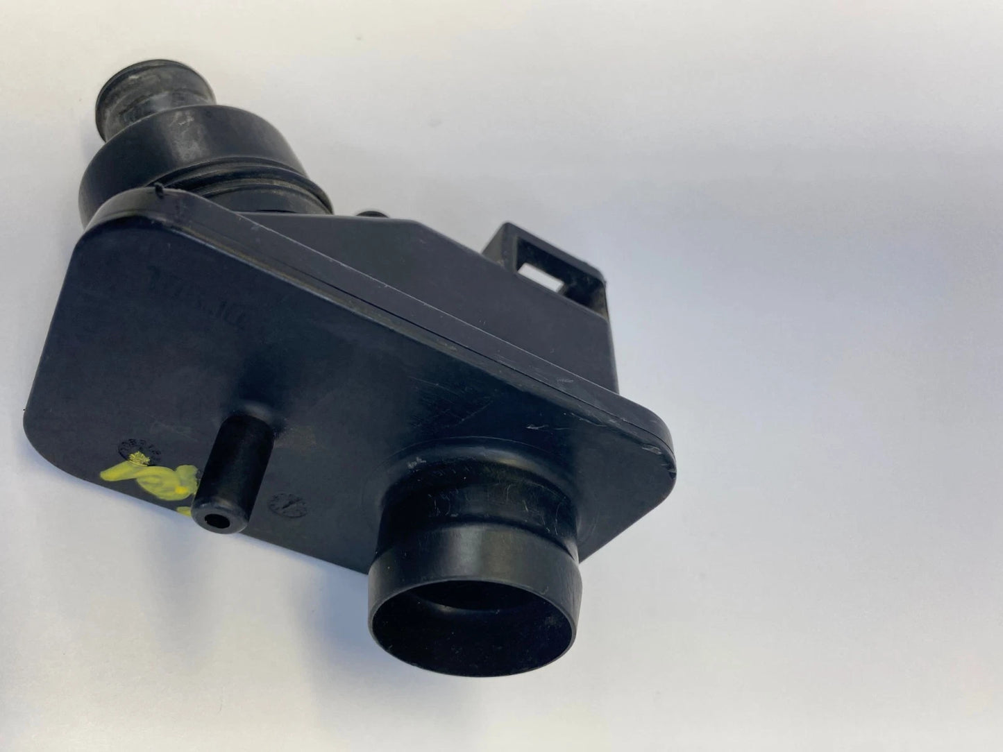 2003-2007 HONDA ACCORD ENGINE AIR INTAKE RESONATOR CHAMBER COUPLER ASSY UNIT OEM