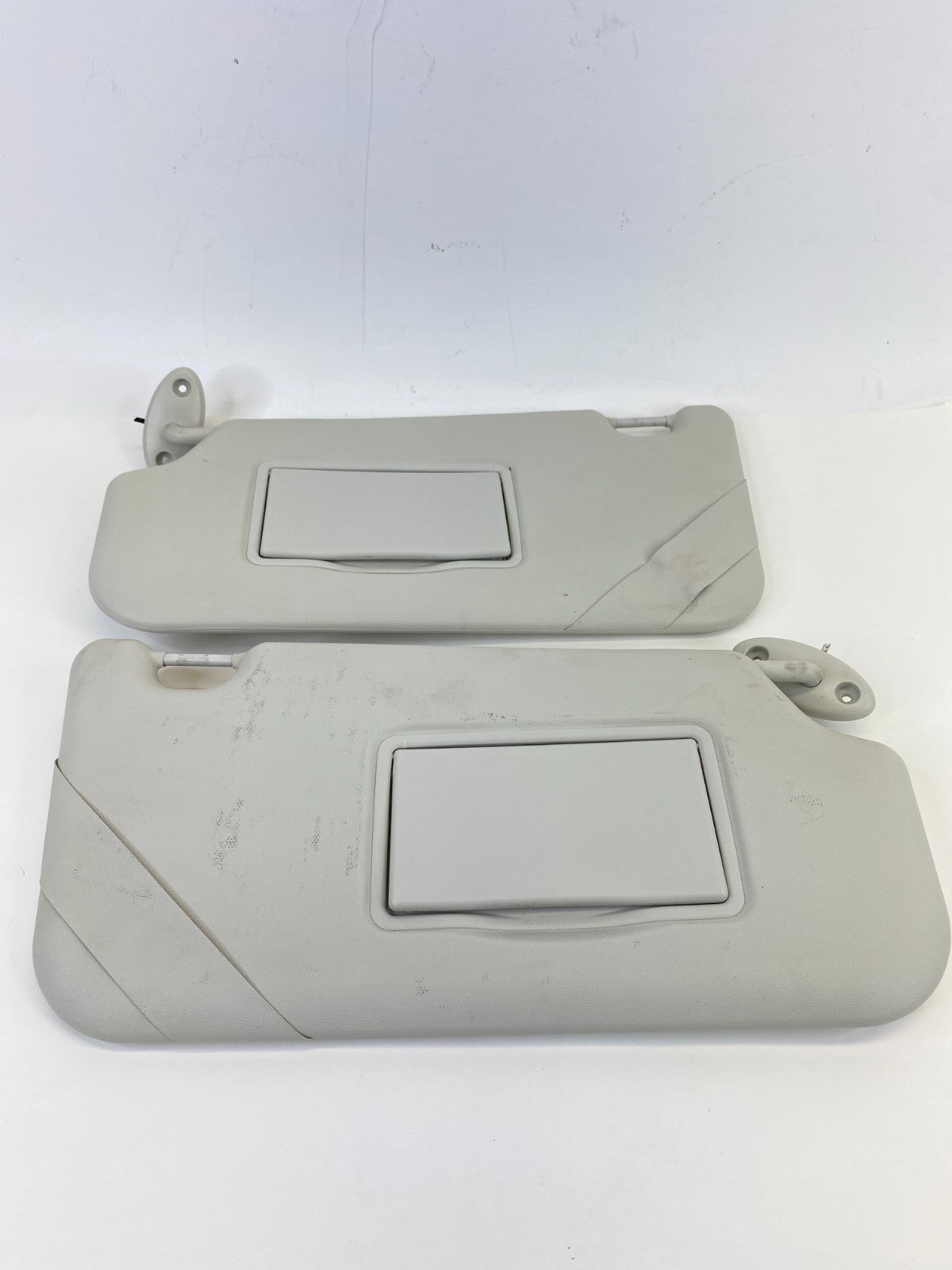 2012-2015 Ford Focus Sedan Sunvisor Set Sun Visor Shade Left & Right Set OEM