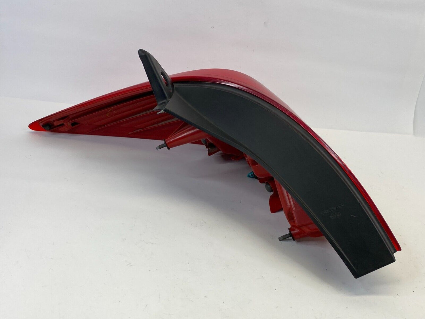 2007-2012 Nissan Versa Hatchback Rear Right Passenger Tail Light Taillight Lamp