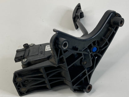 09-15 Jaguar XF 10-12 XFR 4.2L Gas Pedal Accelerator Assembly 8X23-9F832-A OEM
