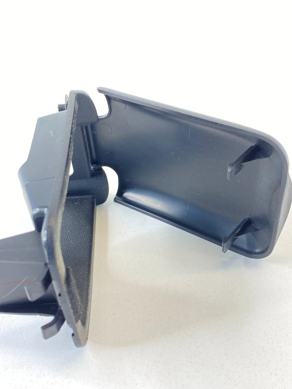 2010-2014 SUBARU LEGACY REAR INNER CHILD SEAT ANCHOR COVER TOP 65546AG03A OEM