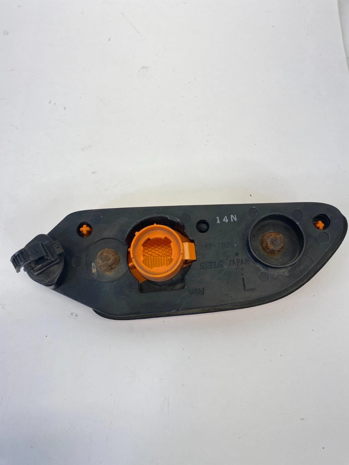 2010-2013 SUZUKI KIZASHI FRONT LEFT SIDE MARKER LIGHT FENDER AMBER OEM FACTORY