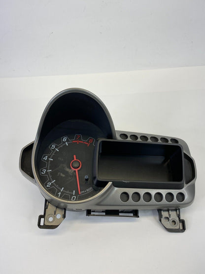 2013 13 Chevrolet Sonic Dash Cluster Speedometer Gauges 178 Miles 95146528 OEM