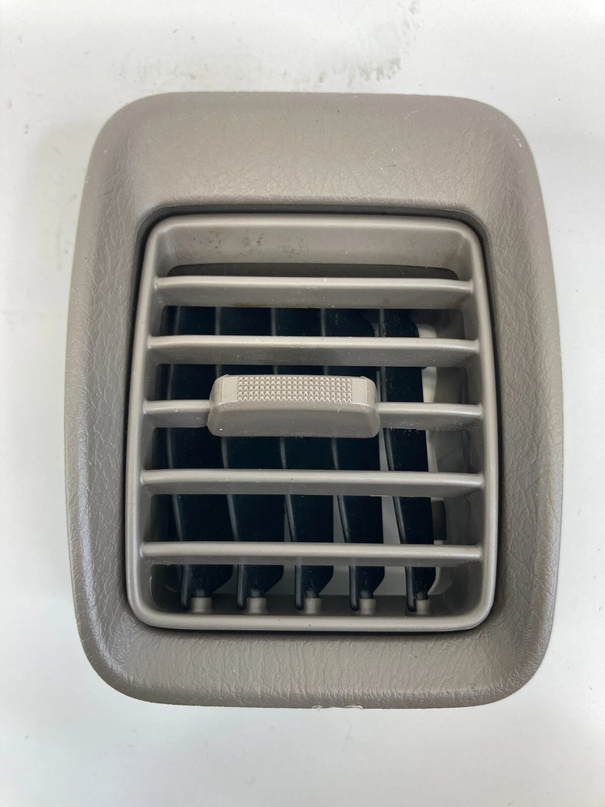 1999-2003 ACURA TL CENTER DASH RIGHT PASSENGER AC HEATER AIR VENT N018E-00110