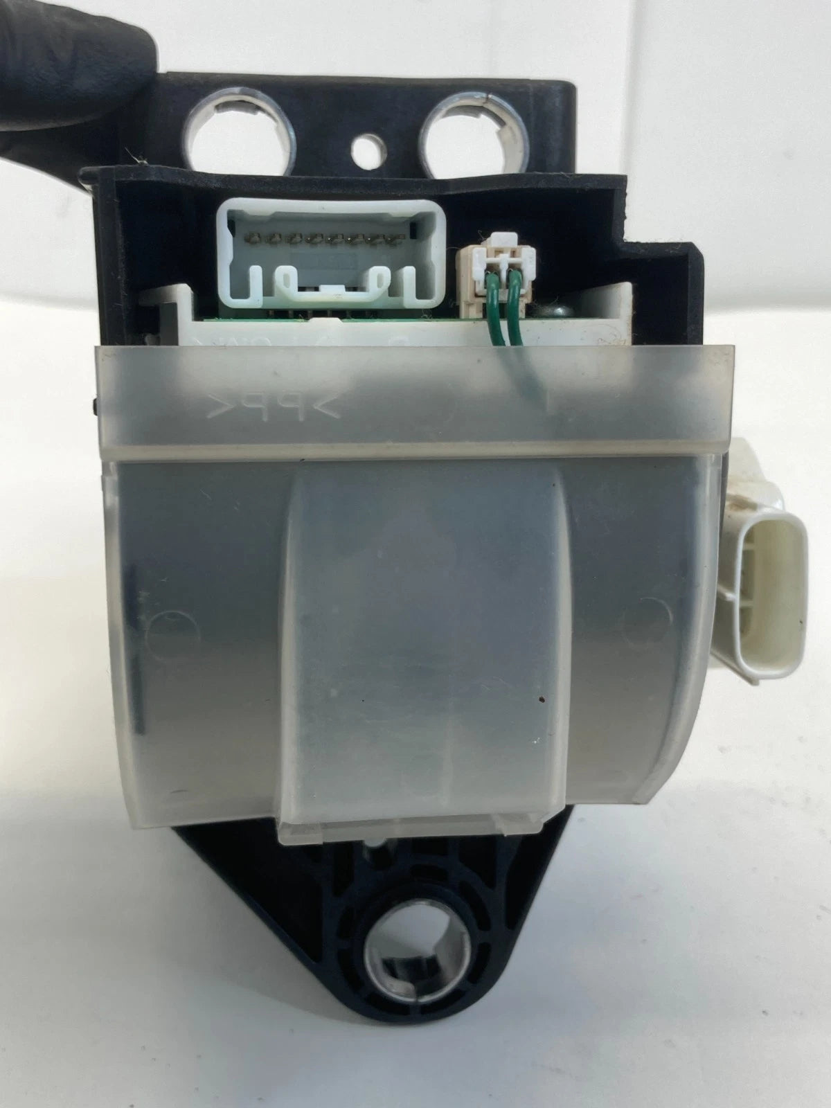 2004-2009 TOYOTA PRIUS AUTOMATIC TRANSMISSION GEAR SHIFTER SELECTOR ASSY OEM