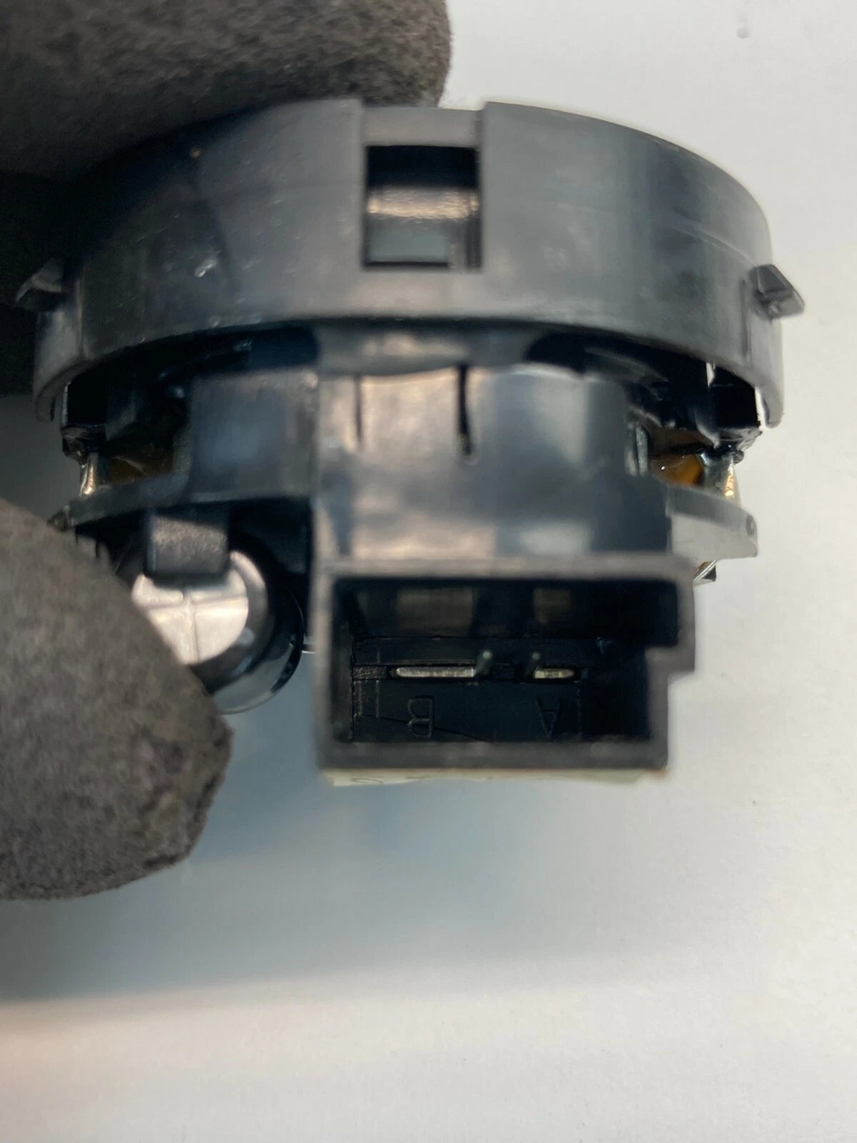 2012 CHEVROLET SONIC WINDSHIELD PILLAR AUDIO SPEAKER TWEETER 13240946 OEM