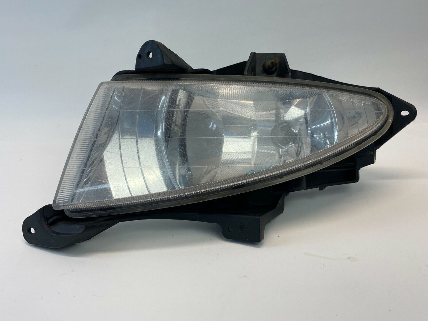 07-10 Hyundai Elantra Sedan Right Side Fog Lamp Fog Light Assembly 101-1205 OEM