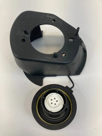 2009 2010 CHEVROLET TRAVERSE FUEL TANK FILLER GAS CAP TOP COVER HOUSING OEM