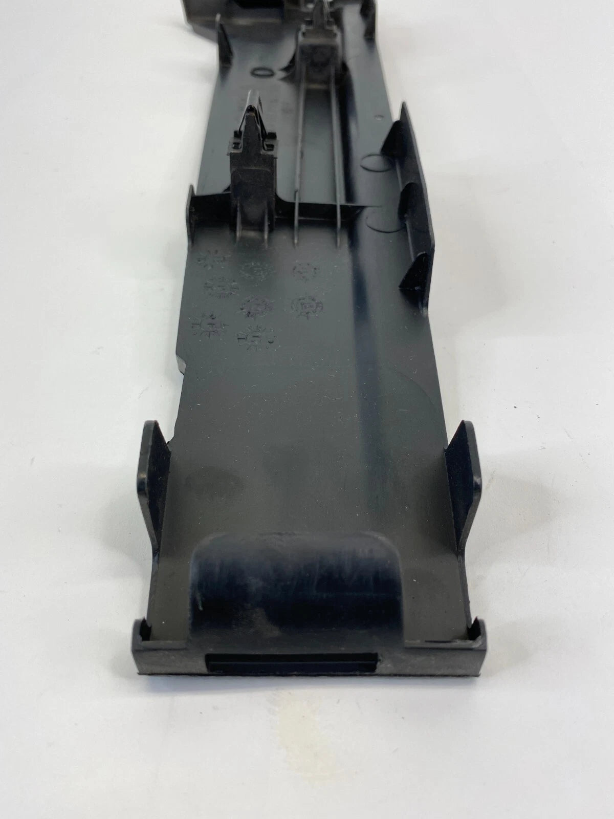 16-19 FORD EXPLORER POLICE INTERCEPTOR FRONT RIGHT PILLAR A MIDDLE KICK PANEL