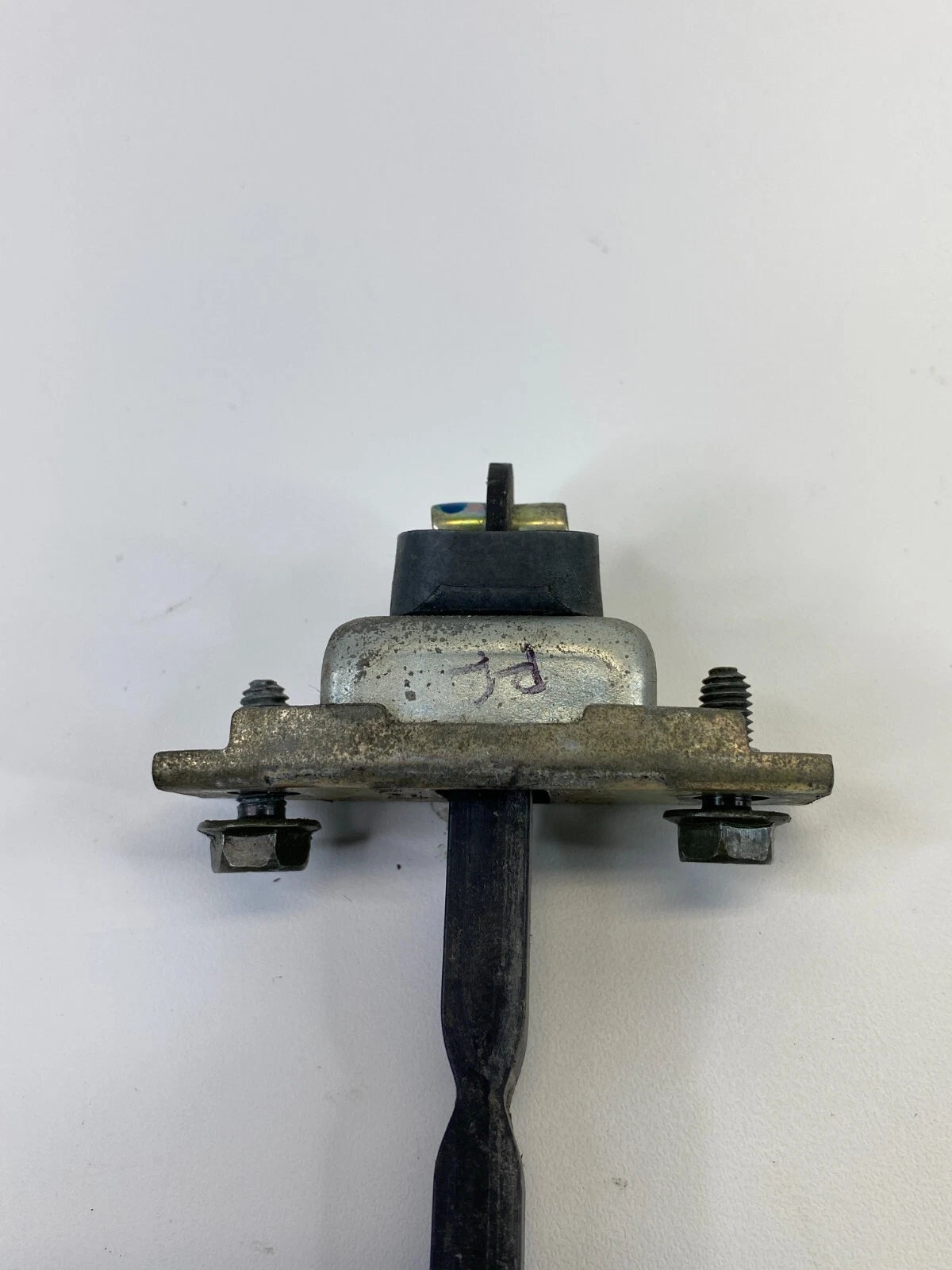2002 2003 LEXUS ES300 REAR RIGHT SIDE DOOR CHECK STOP STOPPER DETENT ASSY OEM