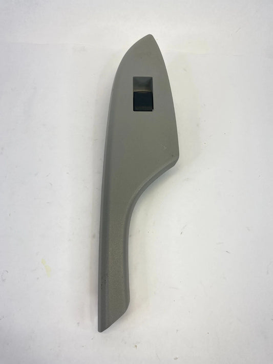 2009-2013 TOYOTA COROLLA REAR RIGHT SIDE DOOR WINDOW CONTROL SWITCH 74271-02250