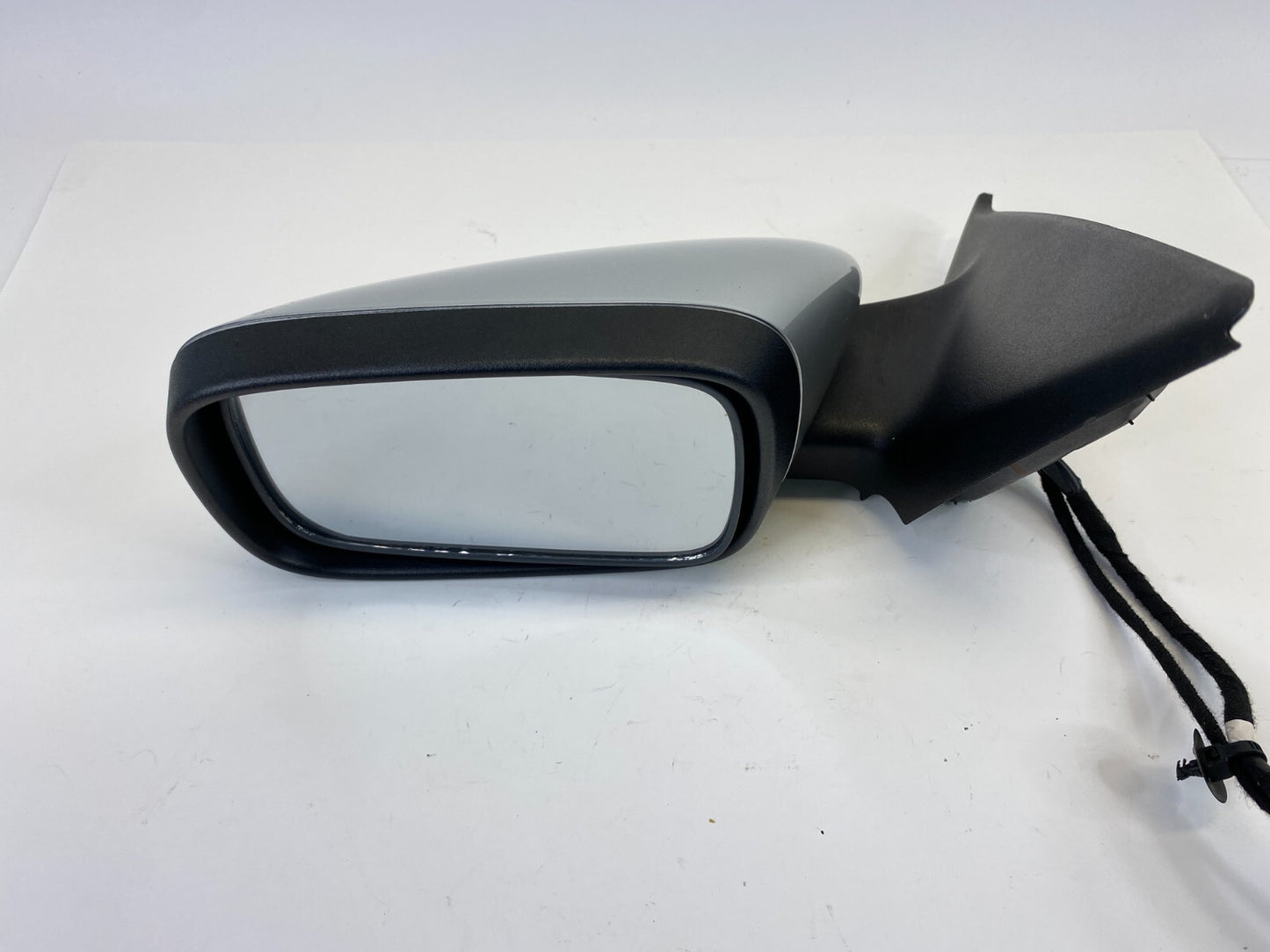 04-06 Volvo S40 Left Driver Side View Power Door Mirror W/ Turn Signal 30674980