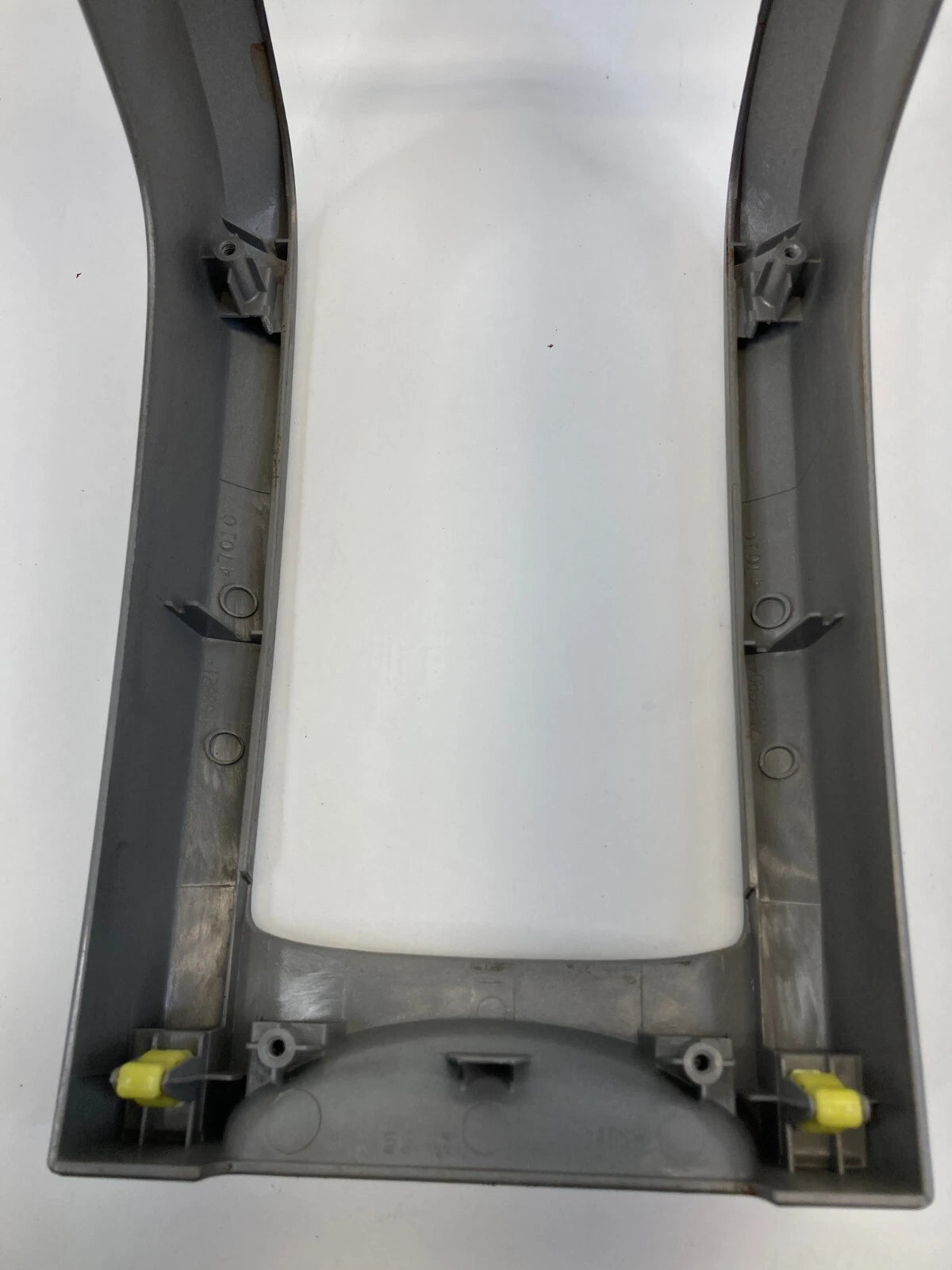2004-2009 TOYOTA PRIUS CENTER CONSOLE CUP HOLDER TRIM BEZEL PANEL 58804-47010